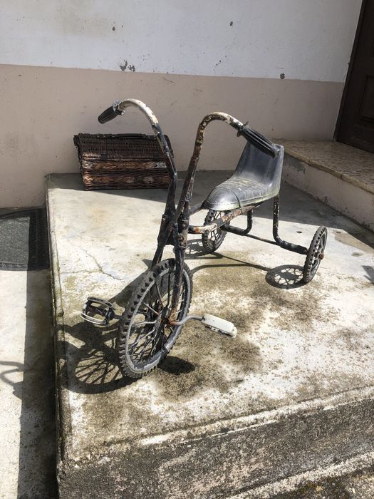 Triciclo tricarro antigo criança