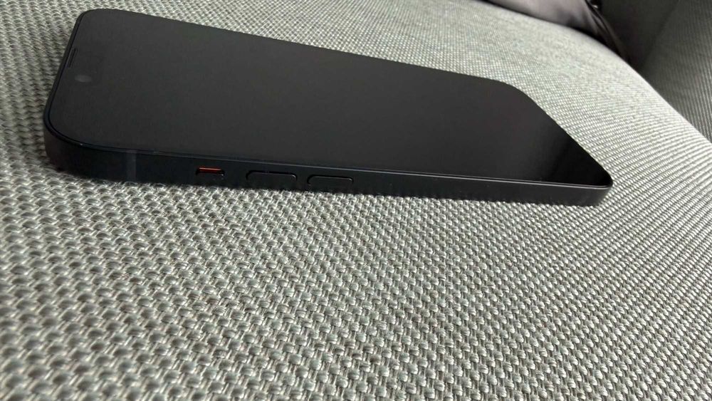 iPhone 14 Plus 128GB Midnight USA icloud
