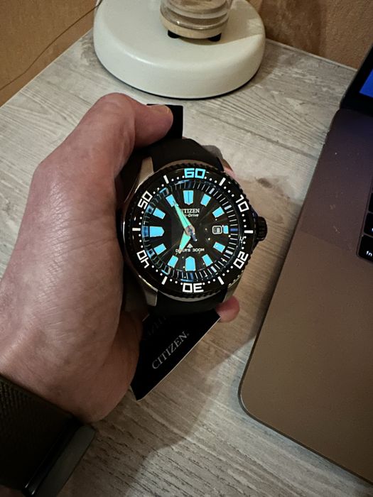 Часы Citizen Eco-Drive BN0085-01E японские/солнечная батарея