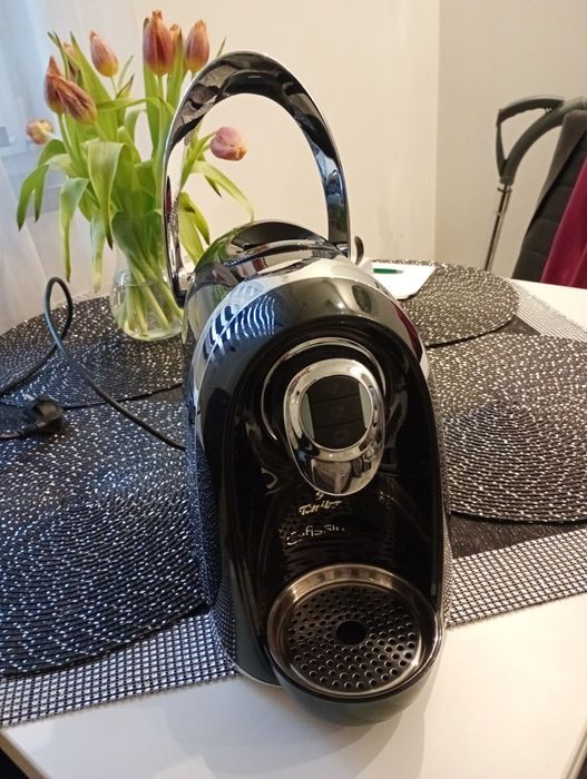 Ekspres do kawy Tchibo cafissimo na kapsułki