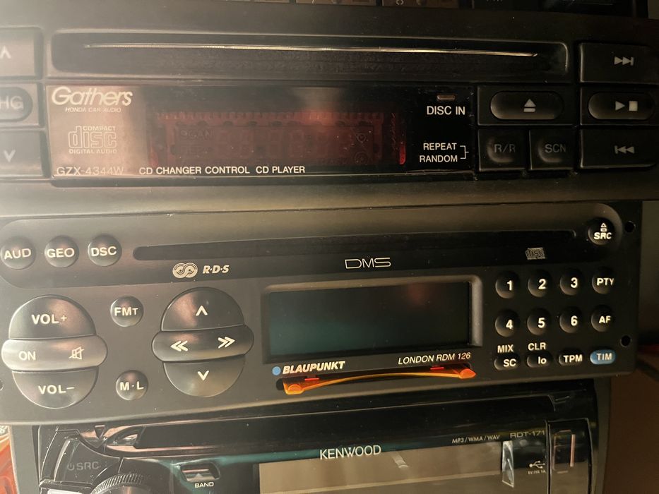 Radia kilka sztuk Alpine Blaupunkt Gathers Honda