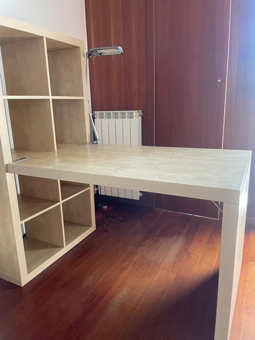 Secretaria de madeira