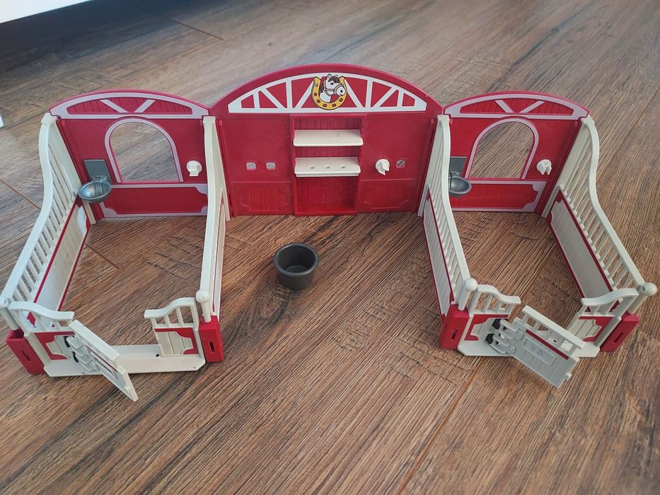 Boksy, stajnia dla koni Playmobil