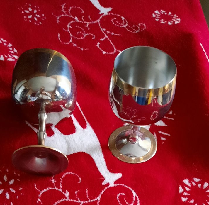 Срочно продам 6 рюмок +разнос+12 блюдцев Цептер!!!