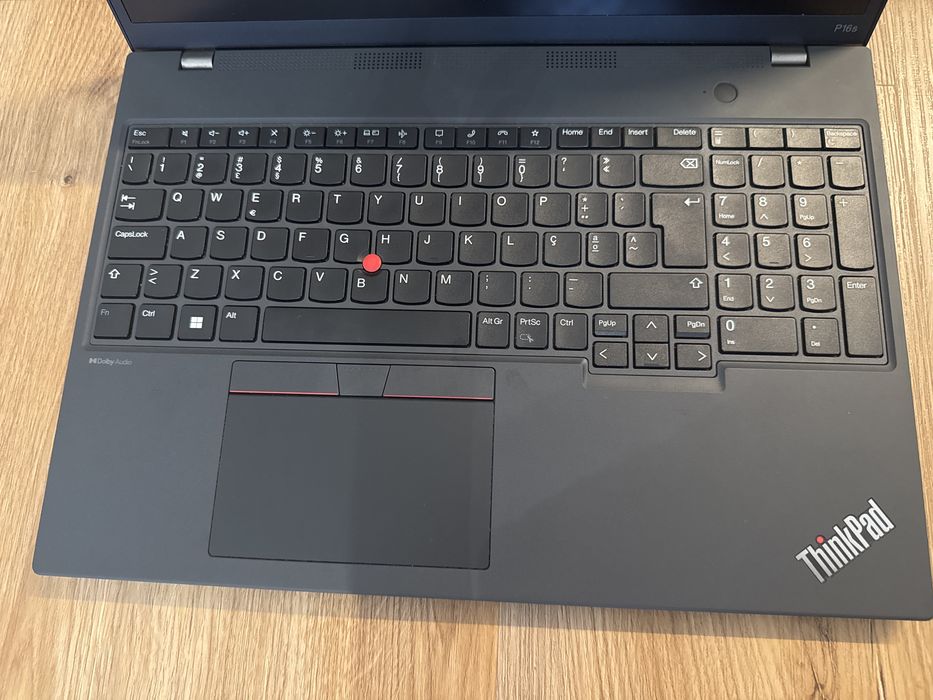 Lenovo Thinkpad P16s Gen 2 AMD