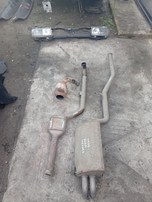 Вихлопна система глушитель Mercedes W203 Седан