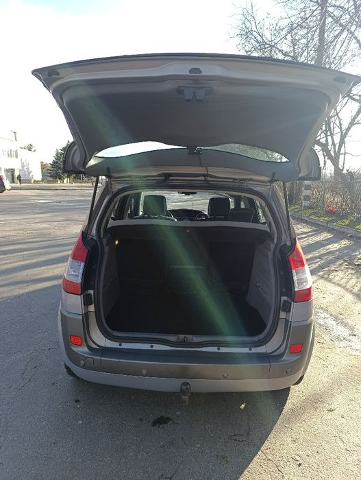 Продам Renault Scenic II