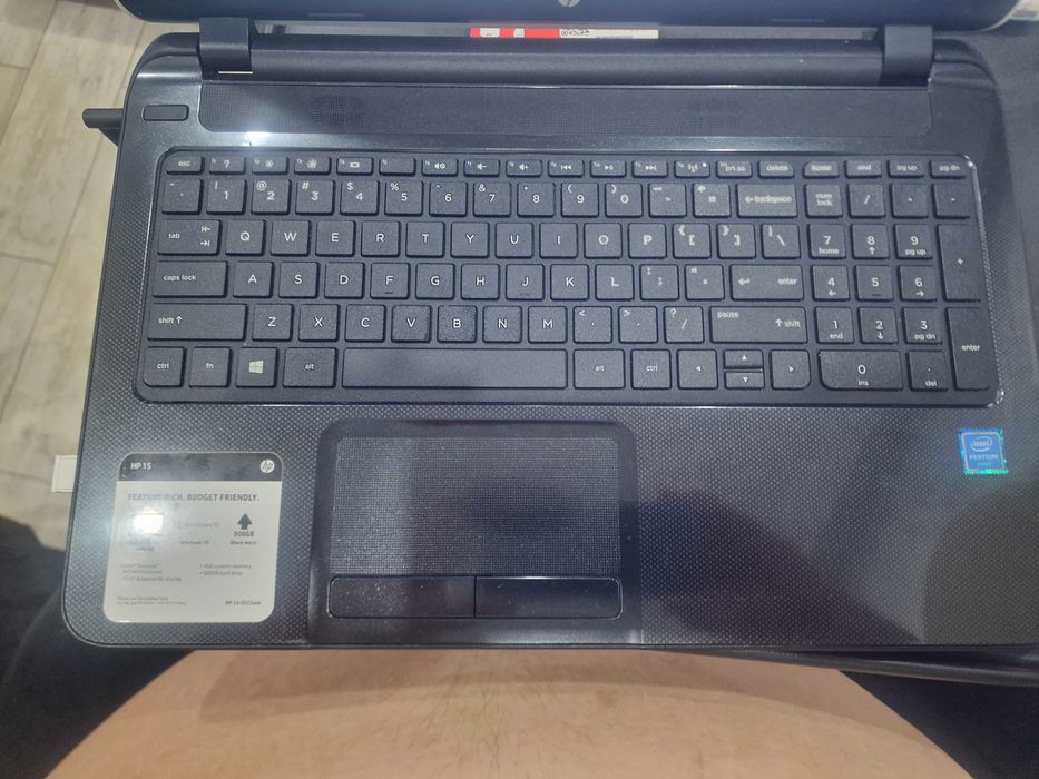 Portatil HP 15 Win 10 / 4GB / 500Gb