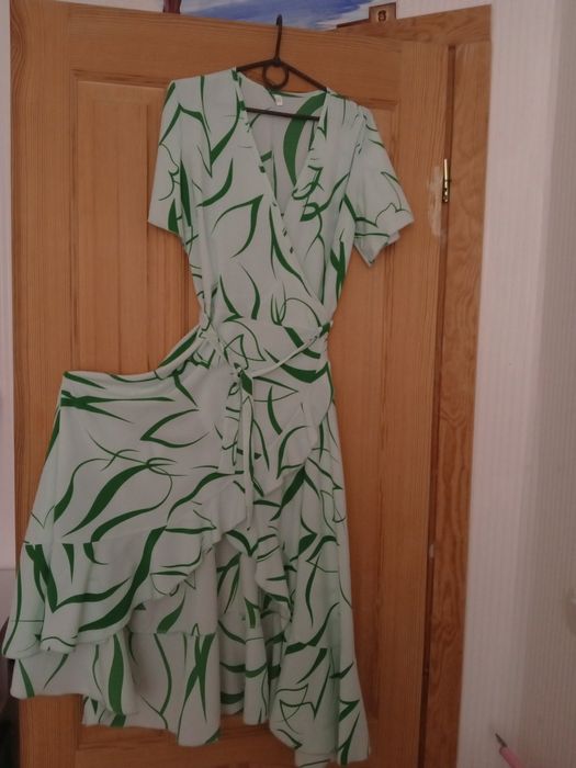 Женское платье 50 размер обхват груди до 110