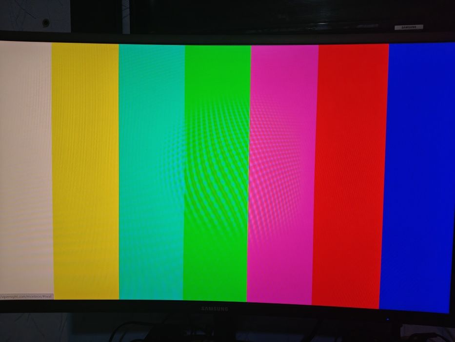 Игровой топовый монитор Samsung c27fg73fqi