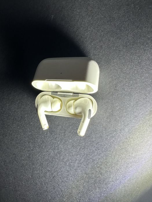 AirPods Pro (1 покоління)
