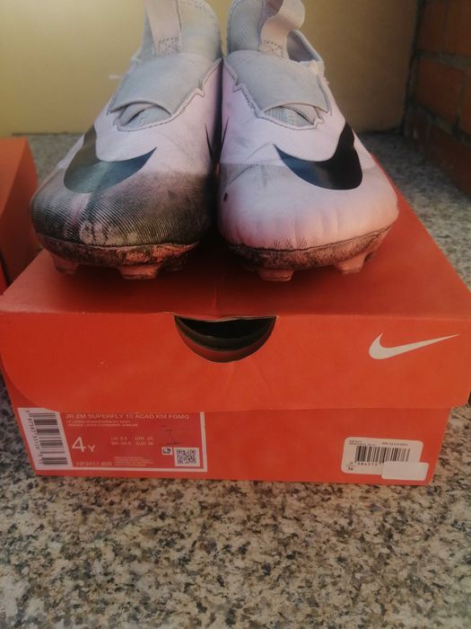 2 pares chuteiras nike