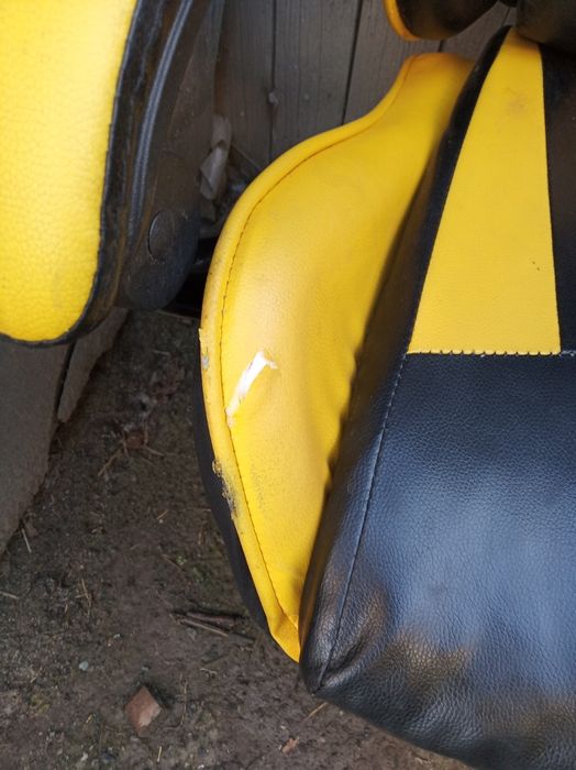 Офисное кресло большое