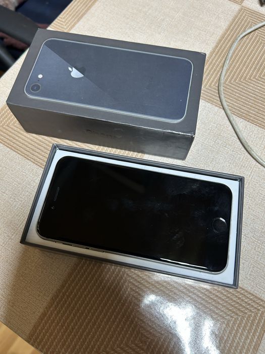 Продам айфоны разных моделей