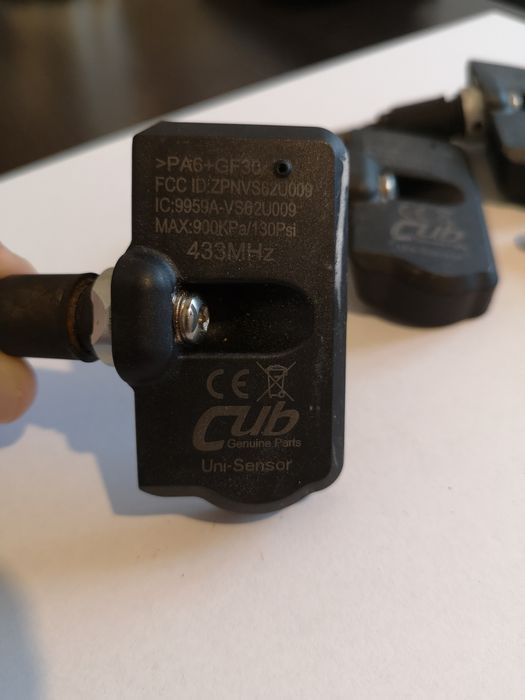 Czujniki ciśnienia opon UniSensor CUB 4szt. TPMS