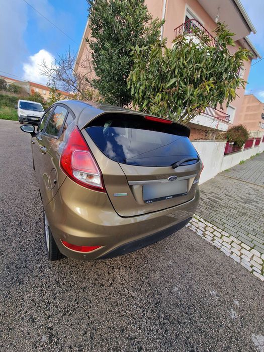 Ford Fiesta 1.0 EcoBoost Titanium 100cv | 2014 | 102.000 km | 5 Portas