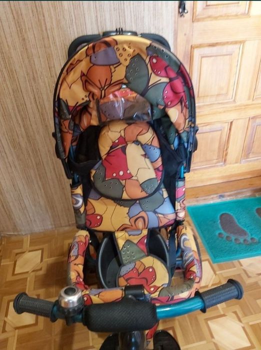 Трехколесный велосипед с родительской ручкой Tilly Trike