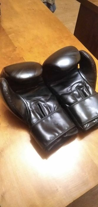 Worek rękawice łapy trenera owijki boks sport