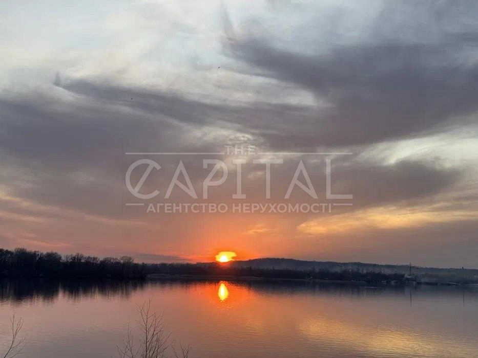 Оренда стильного будинку з басейном