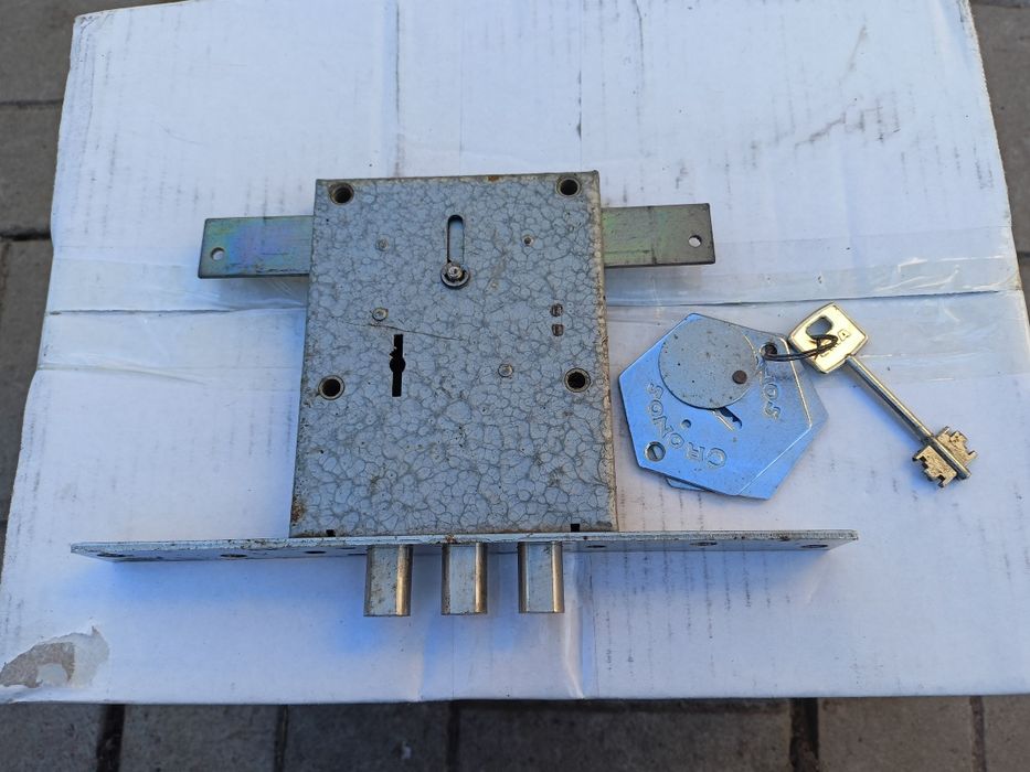 Замок на броньовані двері,Cronos