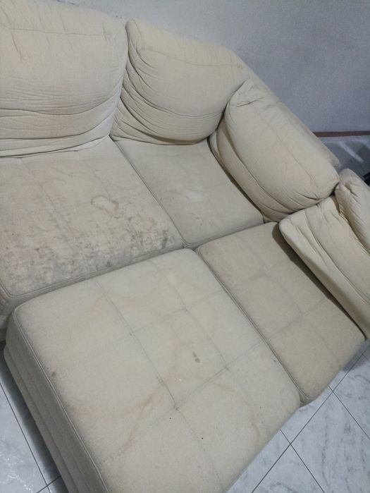Sofá de canto com chaise longue