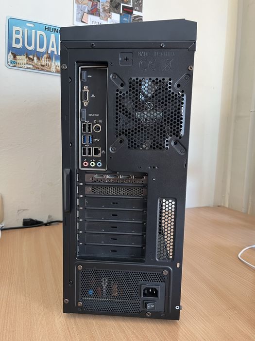 Komputer MSI MAG Codex 5