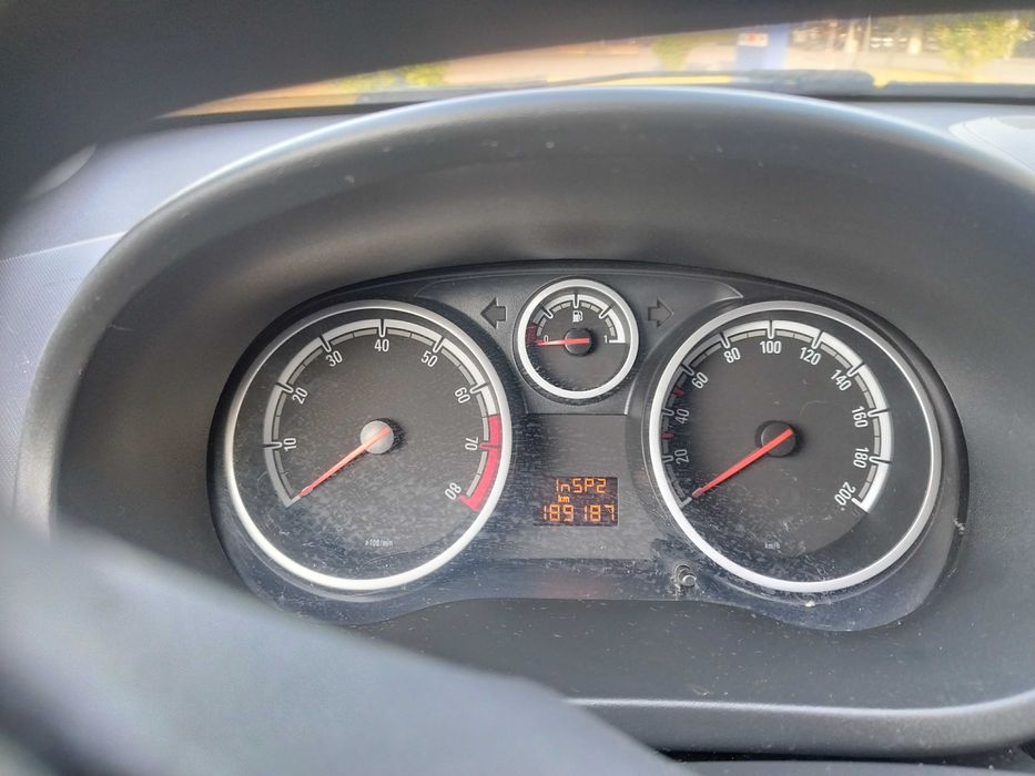 Vendo carro a gasolina