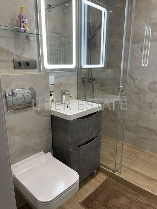 Продаж 1,5 кім кв. 37м², Солочин, 4/7 пов.