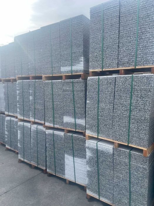 Granito Cinza pinhel a 2 cm esp.