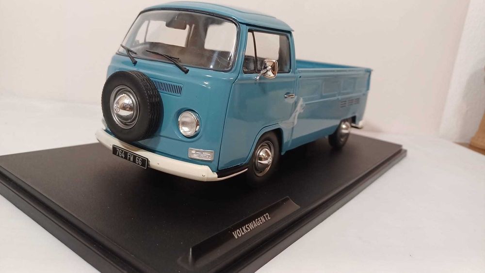 1/18 Vw Pão de forma T2 pick up az- Solido