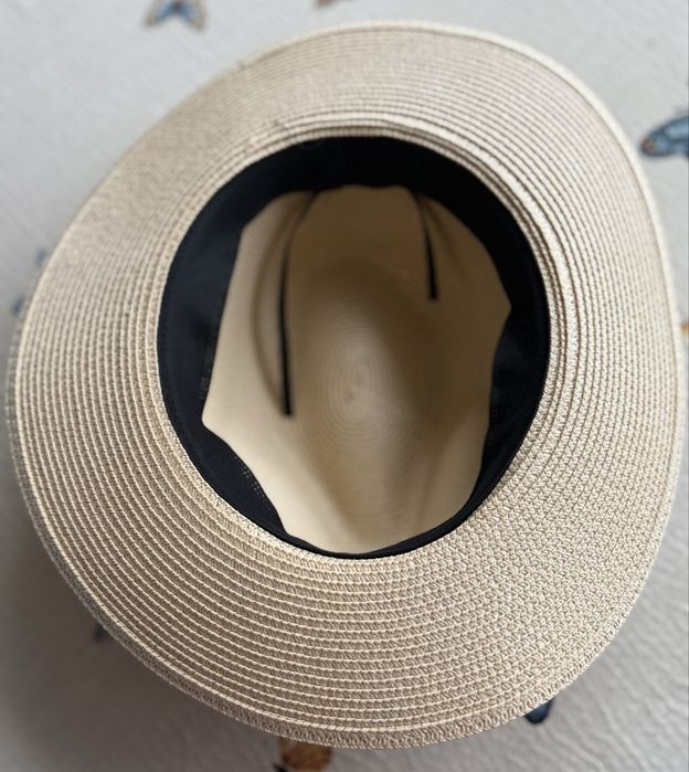 Шляпа жіноча, капелюх