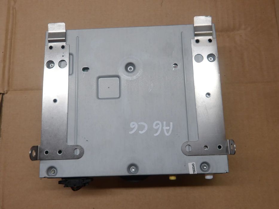 AUDI A6 C6 SEDAN 2.0TDI TUNER WZMACNIACZ 4E0910541C