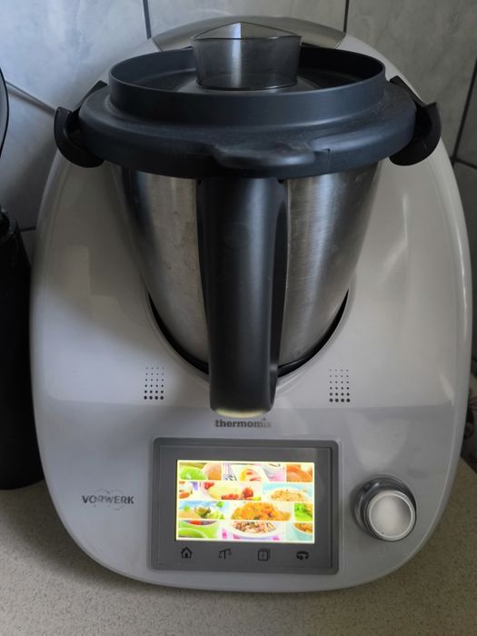 Sprzedam Thermomix TM5