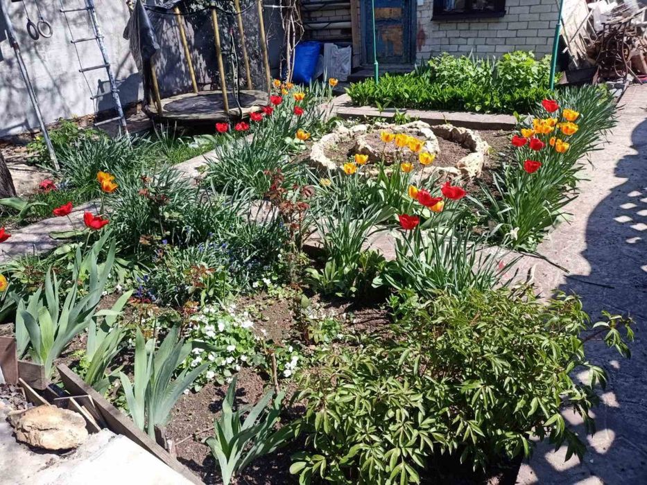 Продается1/2часть дома на ХБК.