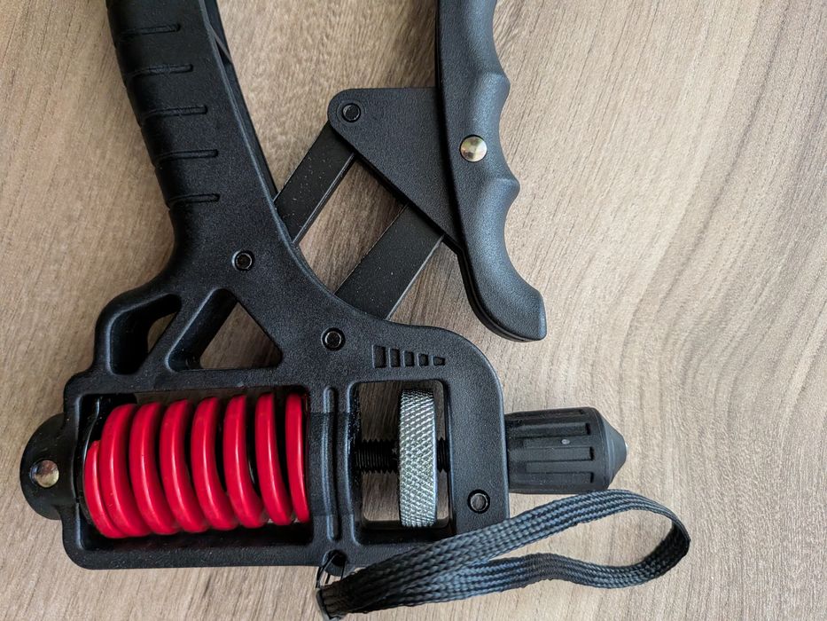 Gripper ściskacz 5-100 kg