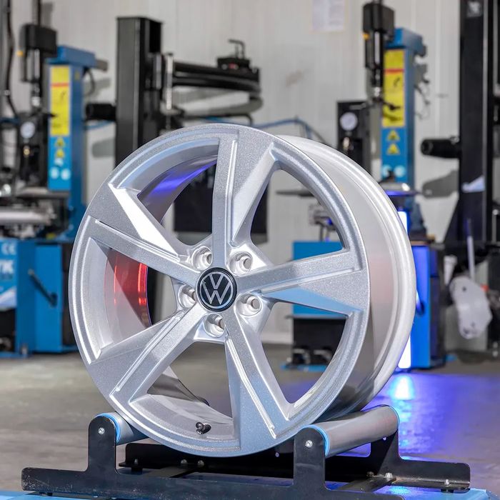 NOWE ORYGINALNE Felgi 17'' Volkswagen Golf T-cross Polo Beetle