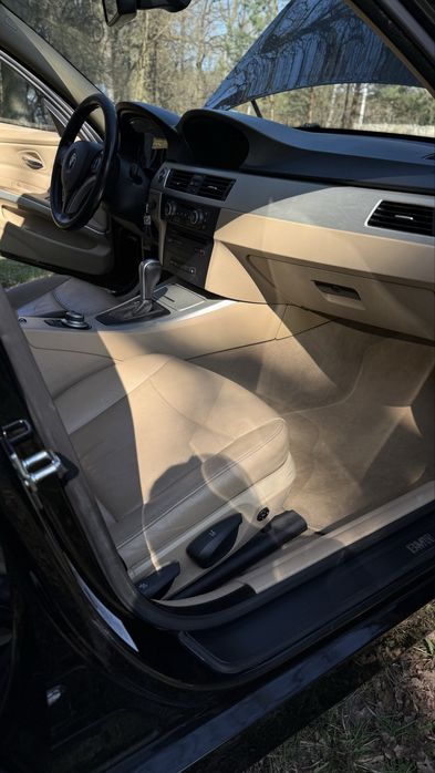 BMW E90 320d 2006року