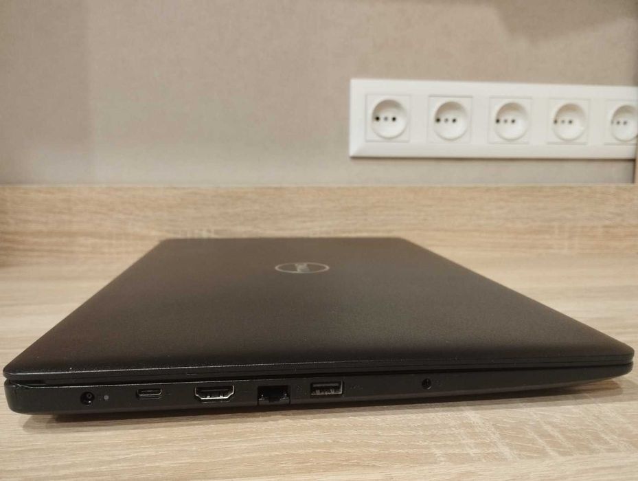 Dell Latitude 3590 i3-7130U 2.7ГГц/8ГБ DDR4/SSD M2 256Гб