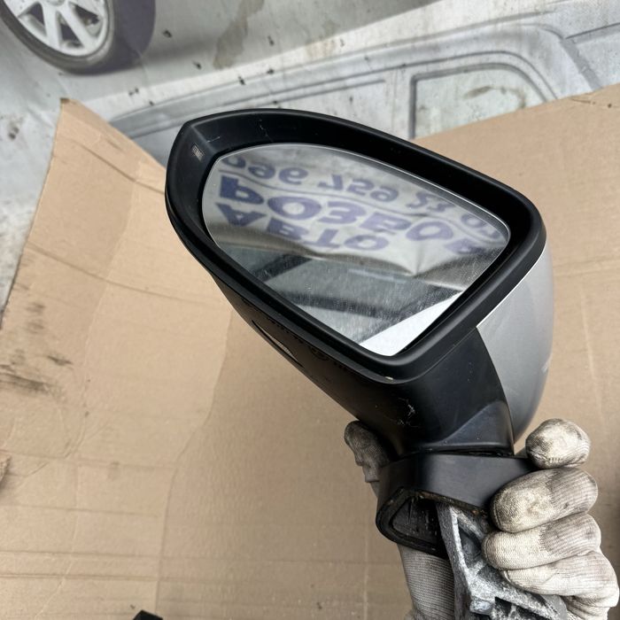 Зеркало Passat B8 камера пассат б8 дзеркало