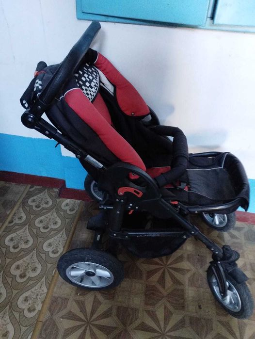 Продам коляску 2 в 1