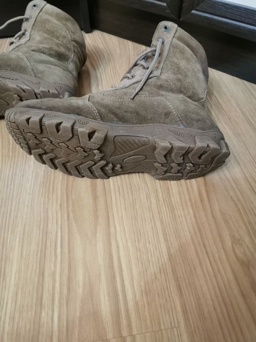 Берци 44 розмір Чехія