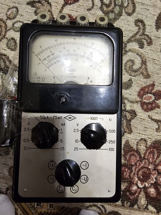 Мультитестер в отличном сомтоянии.