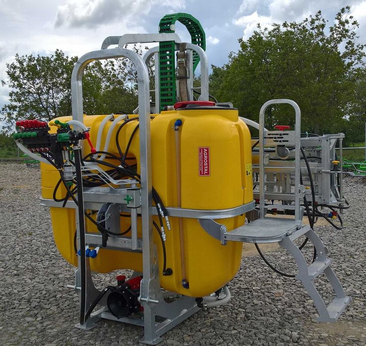 Обприскувач навісний Tolmet 1000л/16 оприскувач опрыскиватель навесной