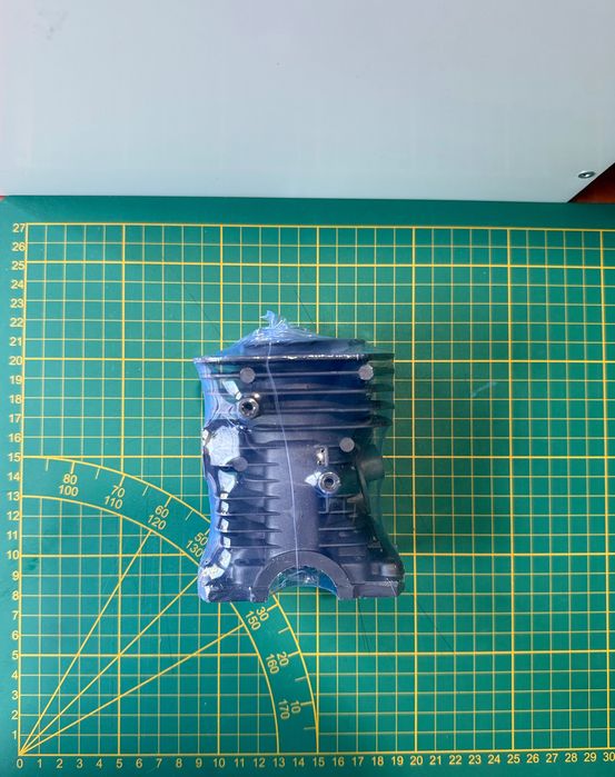 4× nowy zestaw części silnika do pilarki cylinder, wał, karter