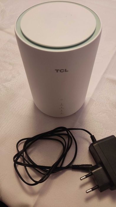 Router na kartę SIM TCL LinkHub HH130VM LTE