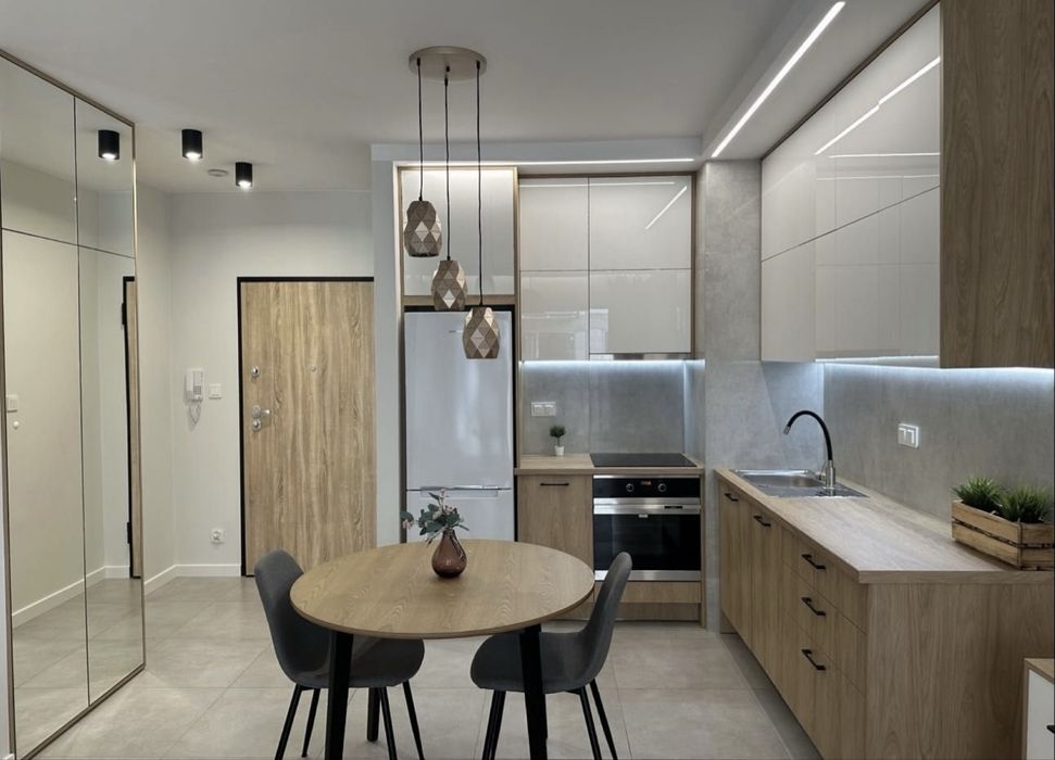 Wynajmę mieszkanie kawalerkę z windą i dużym balkonem ul. Kolarska