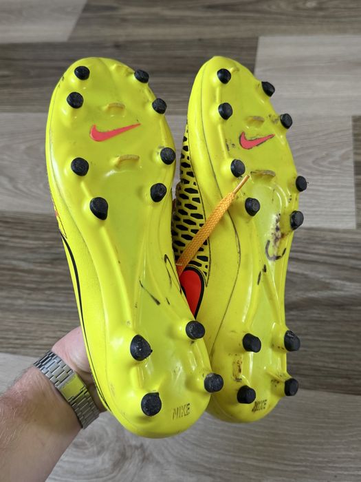 Бутси копки Nike Magista
