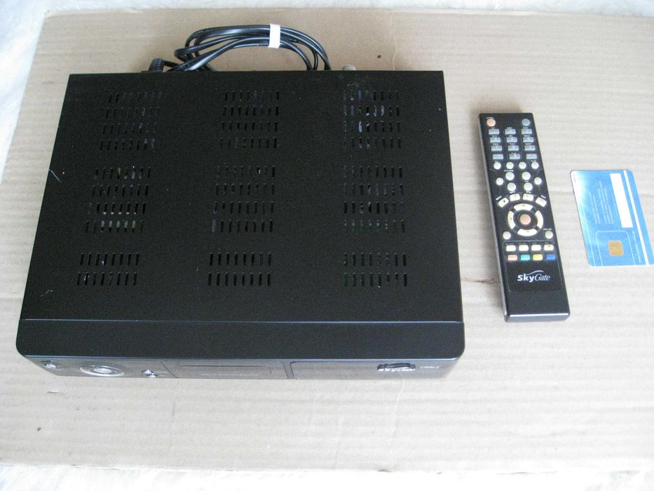 Тюнер SkyGate Cable для цифрового кабельного телевидения