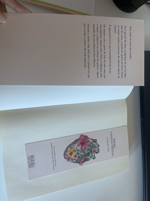Livro É urgente amar