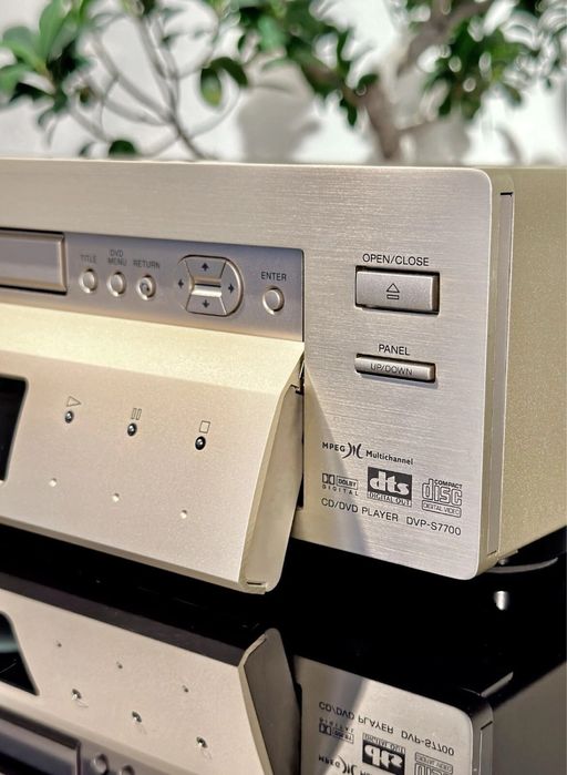 Leitor DVD CD Sony Dvp-S7700